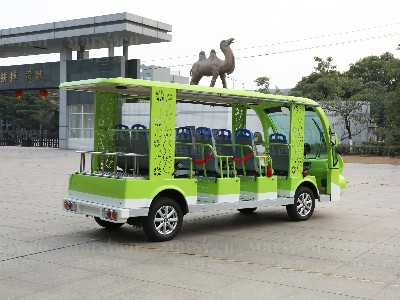 青蛙造型观光车