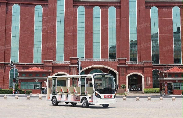 二十三座观光车