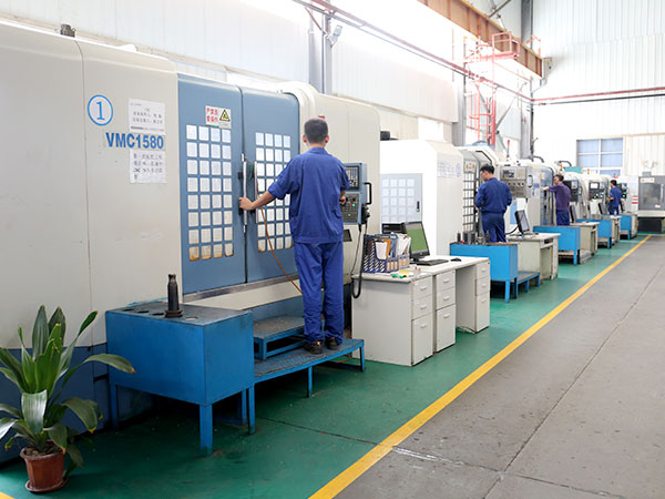 玛西尔-设备作业中