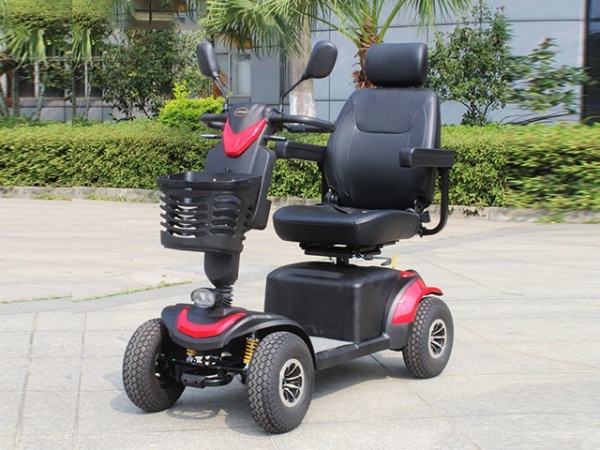 电动老人代步车