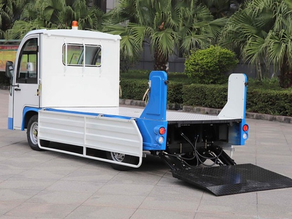 电动环卫车
