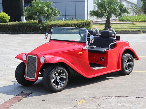 四座电动老爷车