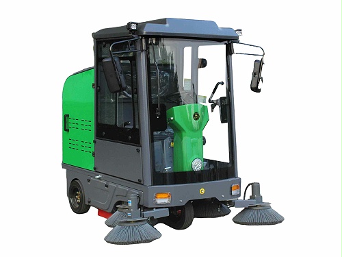 玛西尔驾驶式扫地车