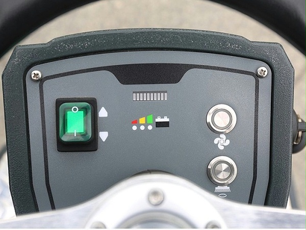 驾驶式洗地机DQX6