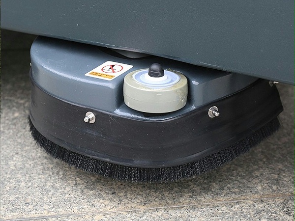 驾驶式洗地机DQX6