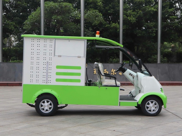 电动环卫车