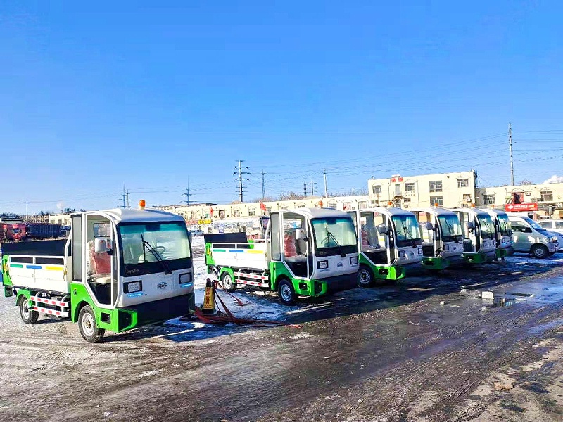 电动环卫驳运车