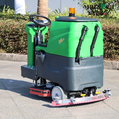 驾驶式洗地机DQX76