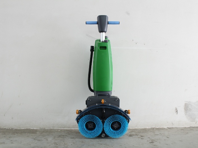 驾驶式洗地机DQX52 驾驶式洗地机