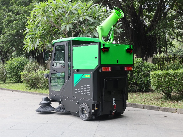 驾驶式电动扫地机DQS20 驾驶式电动扫地机