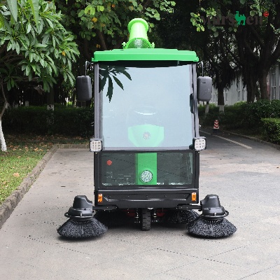 DQS14A 驾驶式扫地机