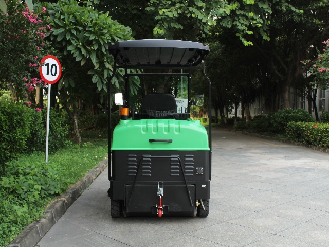 驾驶式扫地车DQS15A 驾驶式扫地车DQS15A