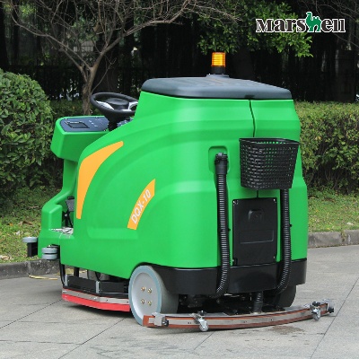 驾驶式洗地机DQX10