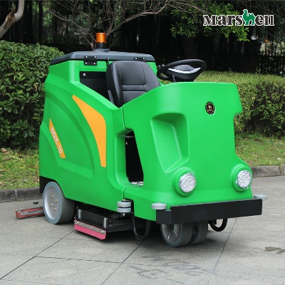 驾驶式洗地机DQX10